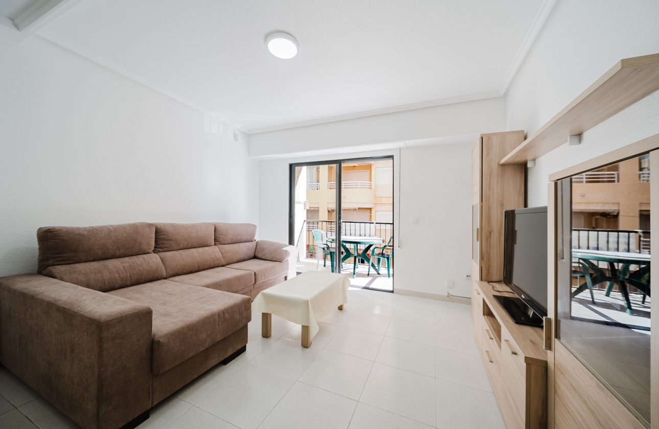 Resale - Apartment - Torrevieja - La Mata