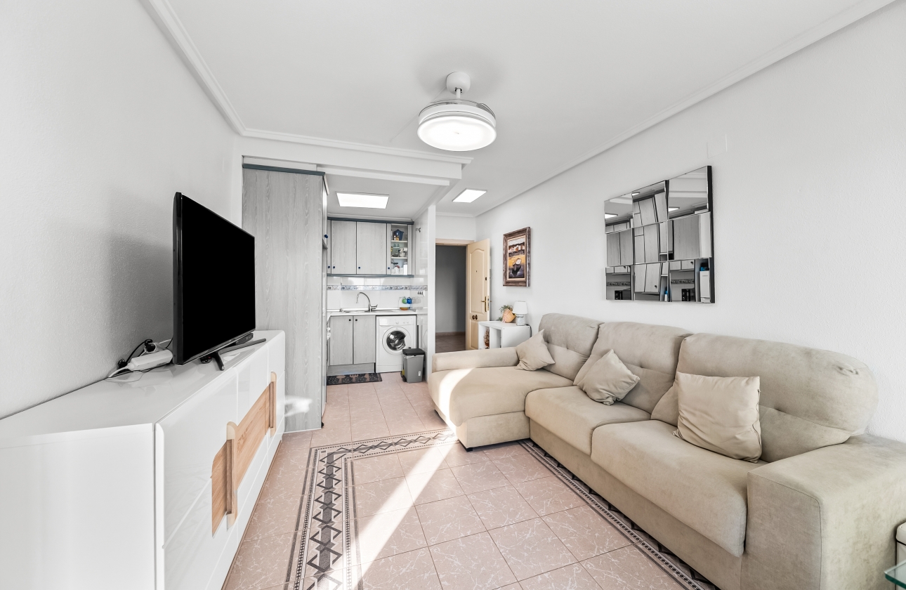 Resale - Apartment - Torrevieja - La Mata