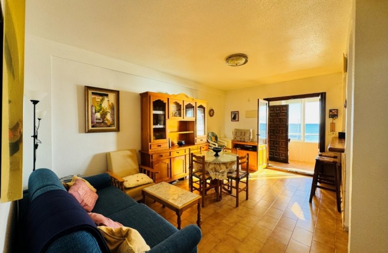 Resale - Apartment - Torrevieja - La Mata