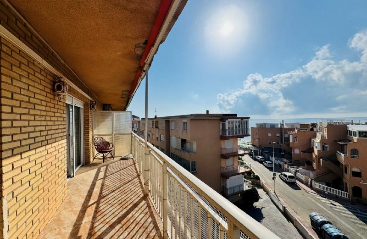 Resale - Apartment - Torrevieja - La Mata
