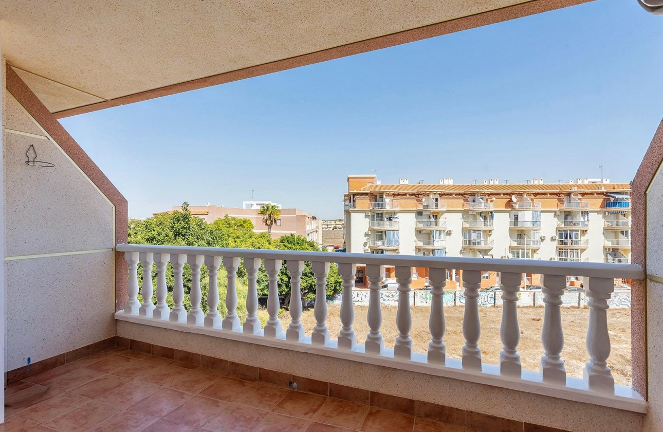 Resale - Apartment - Torrevieja - La Mata