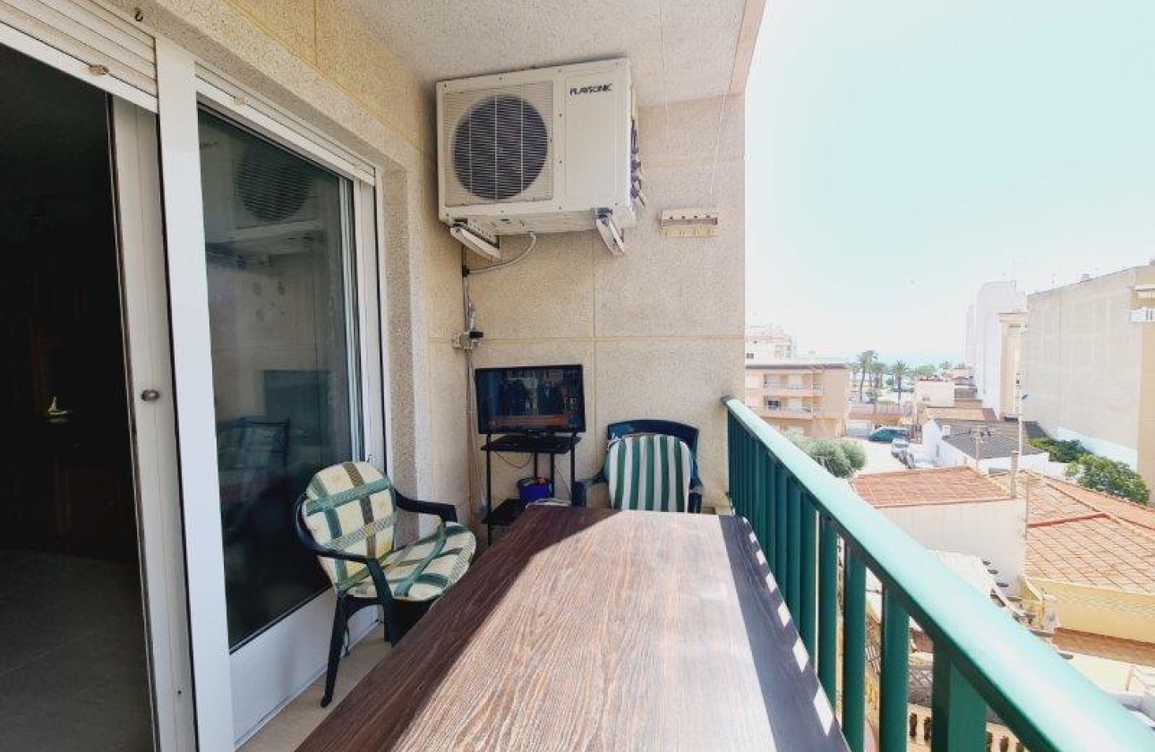 Resale - Apartment - Torrevieja - La Mata