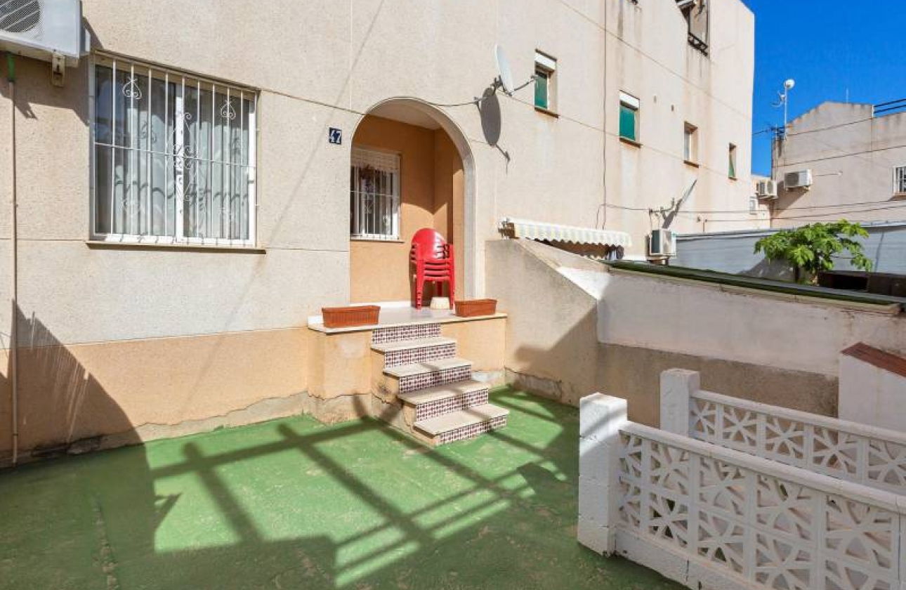 Resale - Apartment - Torrevieja - Lago Jardin