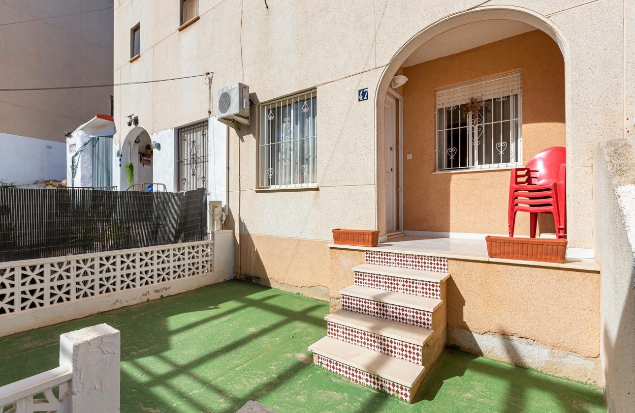 Resale - Apartment - Torrevieja - Lago Jardin