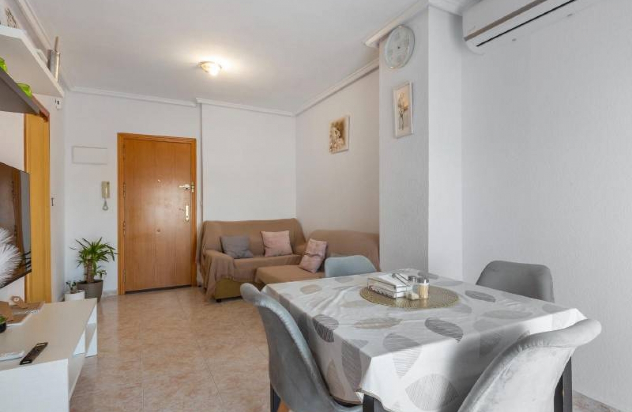 Resale - Apartment - Torrevieja - Nueva Torrevieja