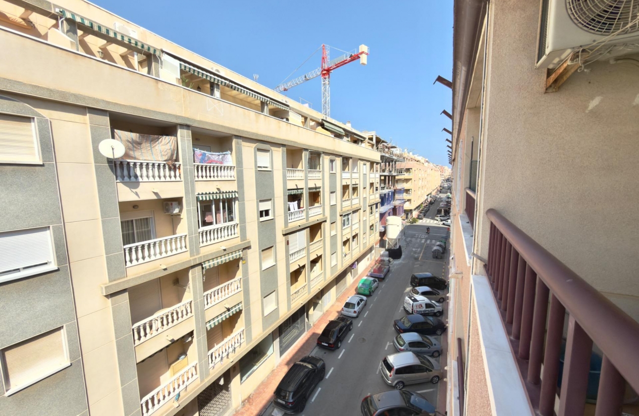 Resale - Apartment - Torrevieja - Parque de las Naciones