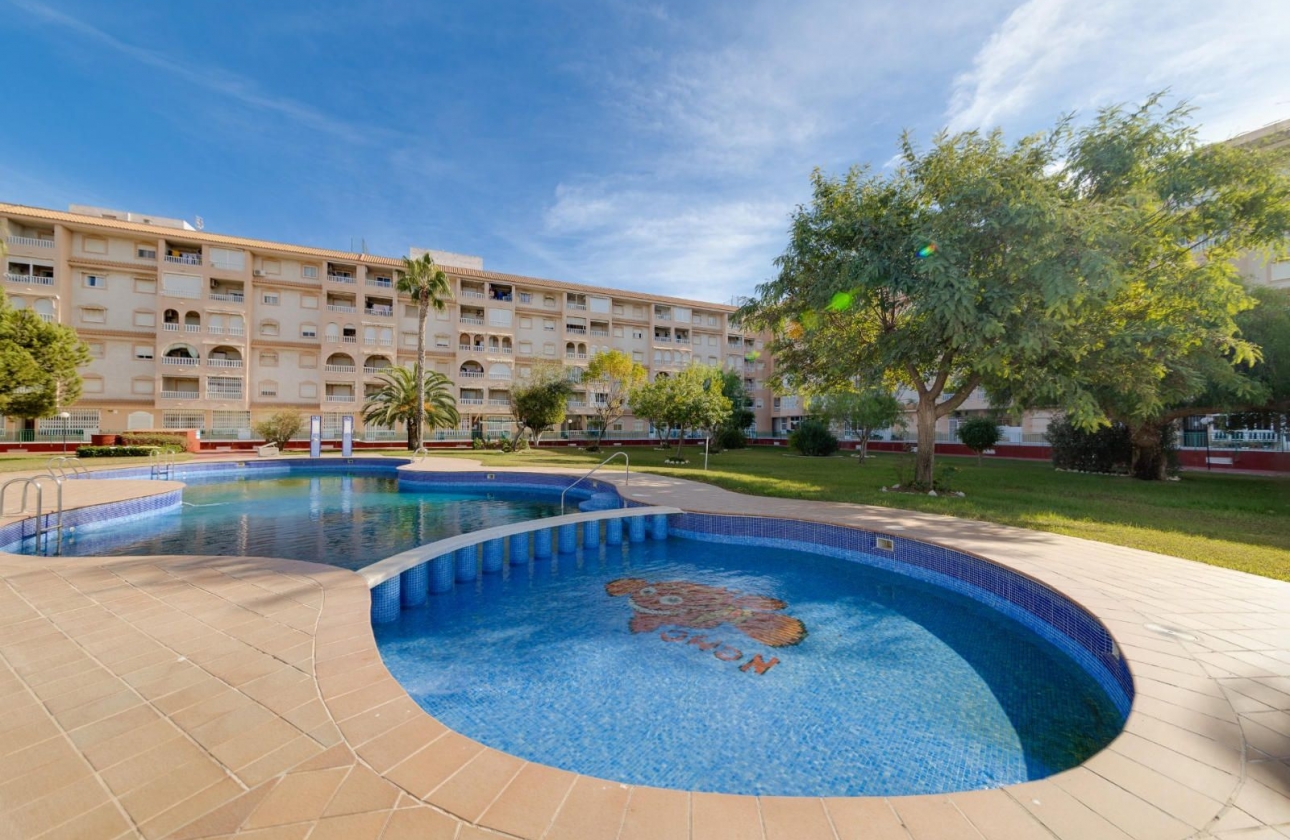 Resale - Apartment - Torrevieja - Parque de las Naciones