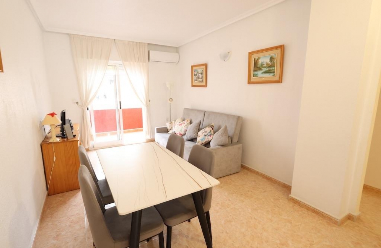 Resale - Apartment - Torrevieja - Parque de las Naciones