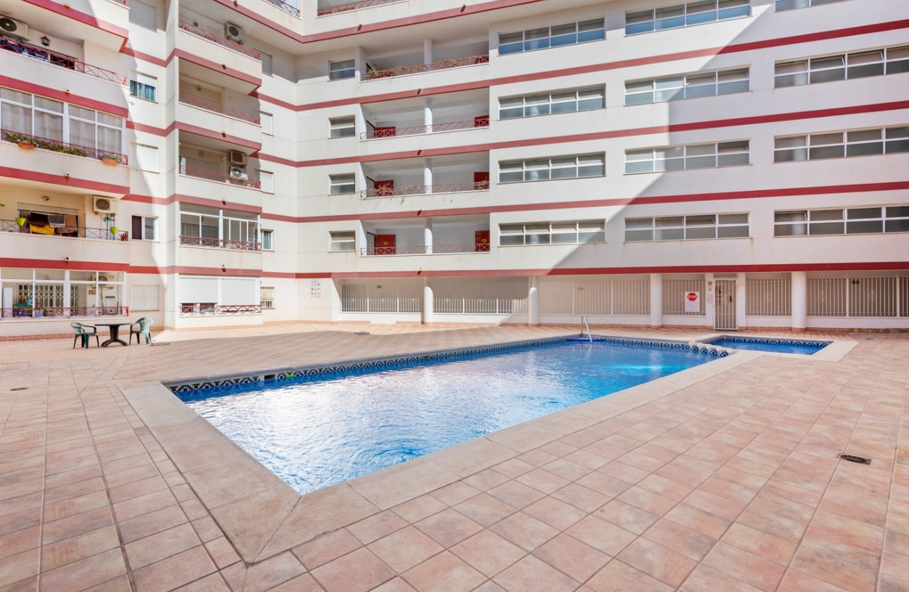 Resale - Apartment - Torrevieja - Parque las naciones