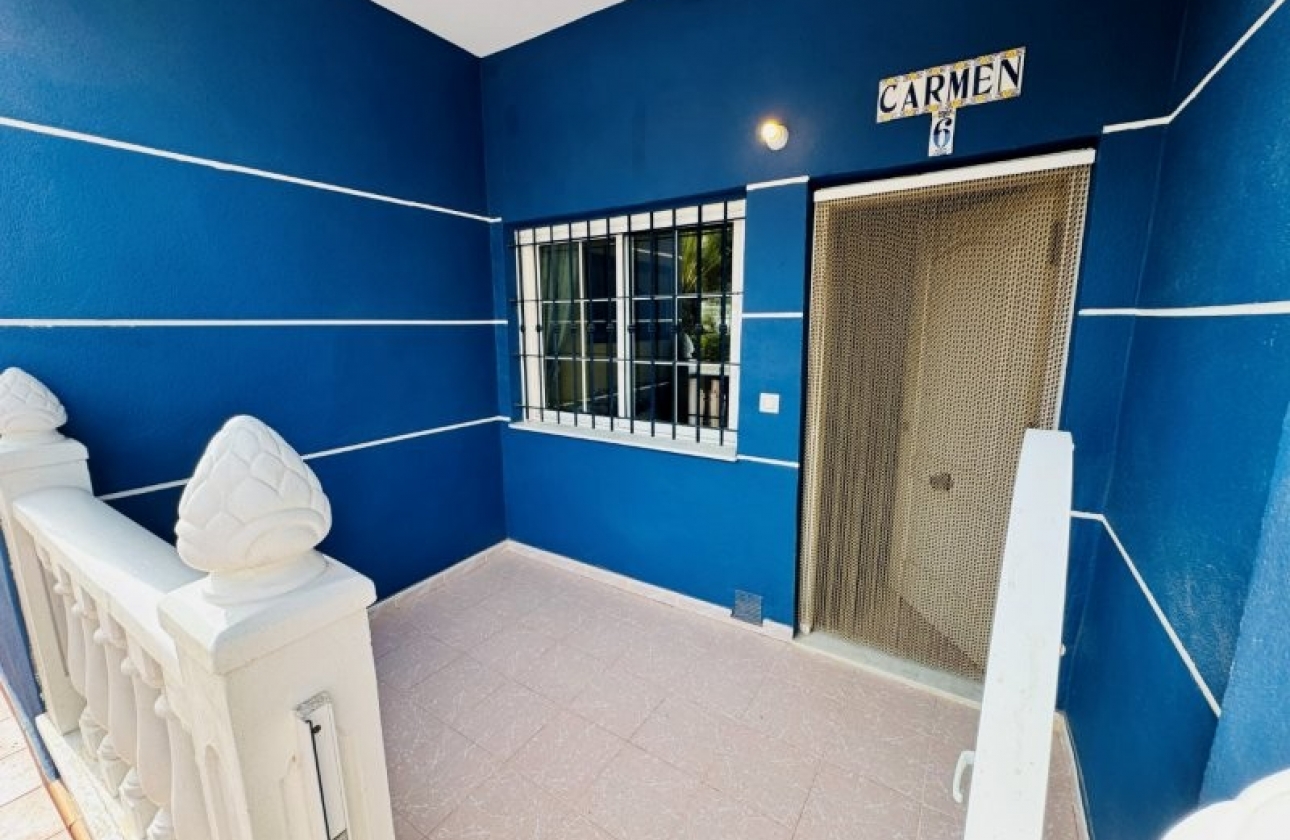 Resale - Apartment - Torrevieja - Pinada Beach II
