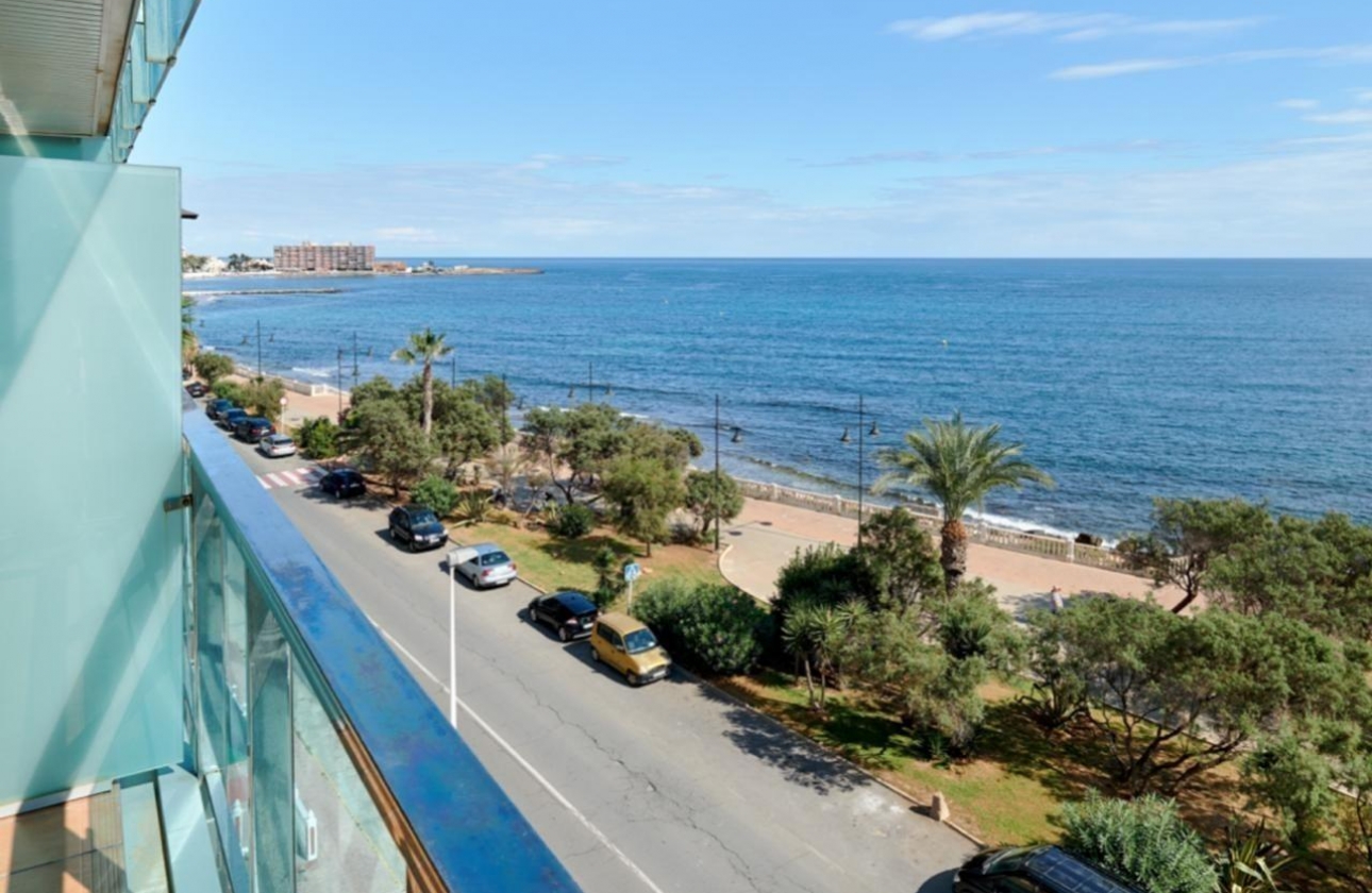 Resale - Apartment - Torrevieja - Playa del cura