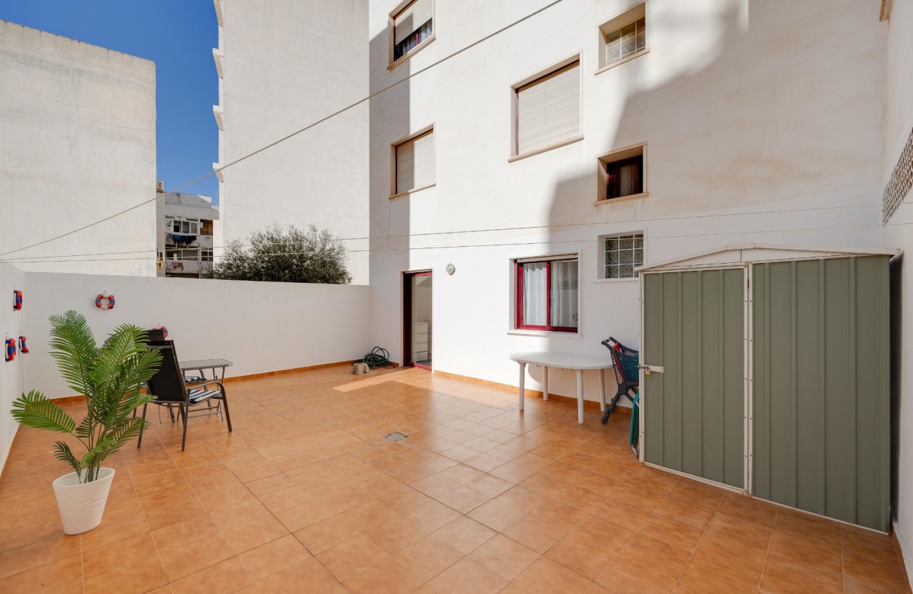 Resale - Apartment - Torrevieja - Playa del Cura