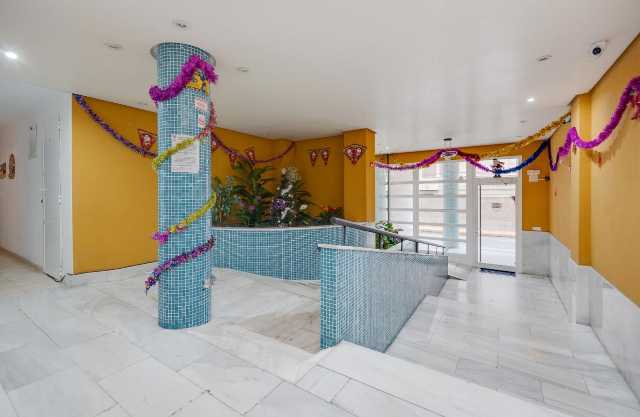 Resale - Apartment - Torrevieja - Playa del Cura