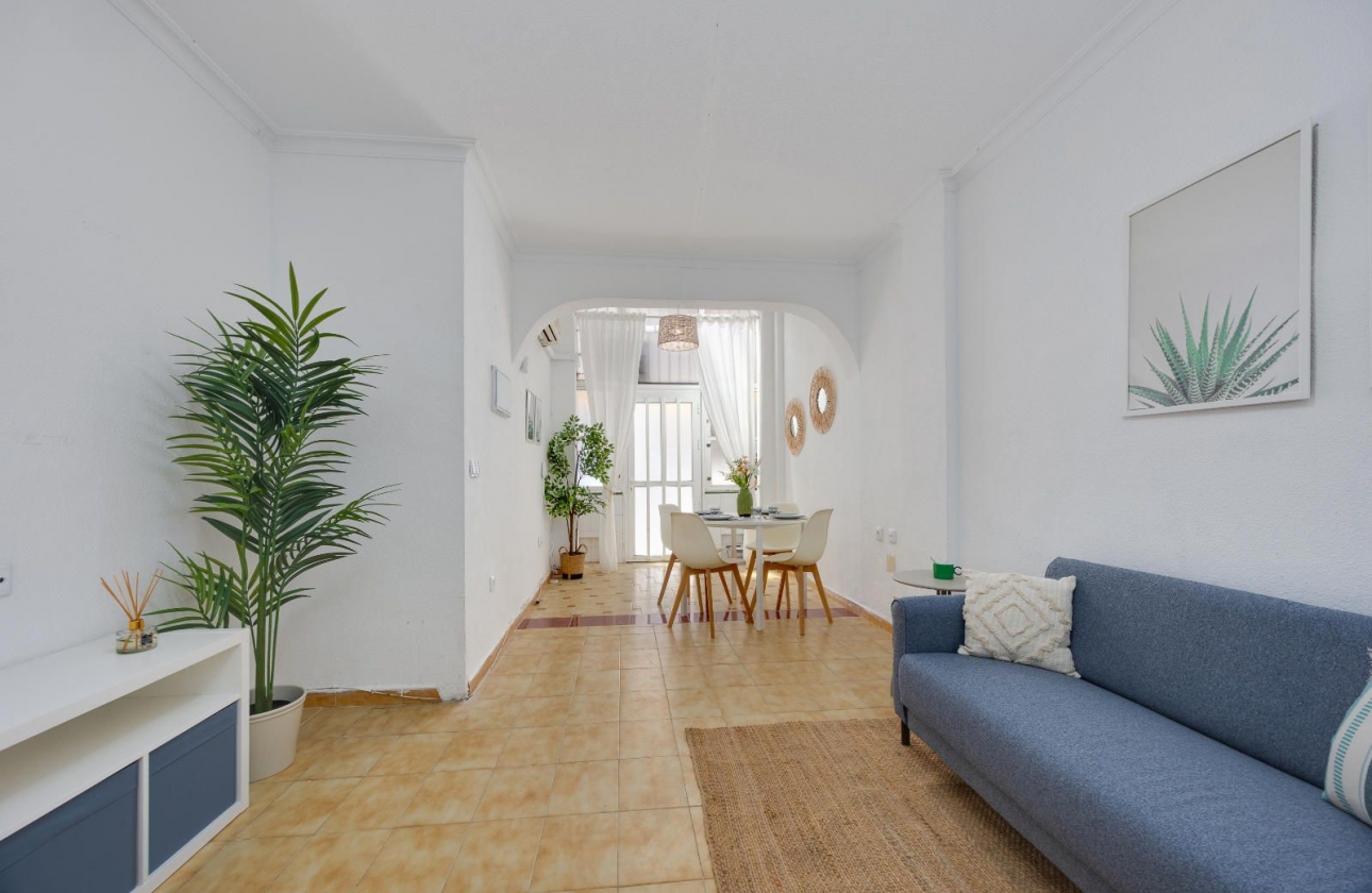 Resale - Apartment - Torrevieja - Playa del Cura