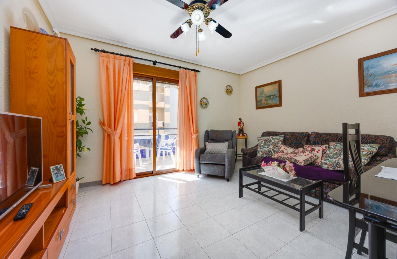 Resale - Apartment - Torrevieja - Playa del Cura