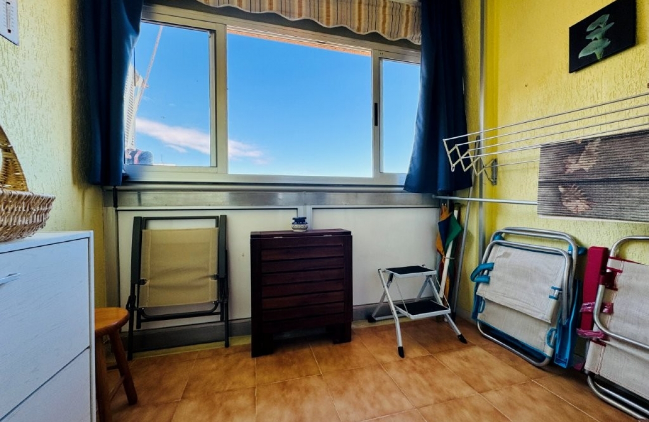 Resale - Apartment - Torrevieja - Puerto Romano