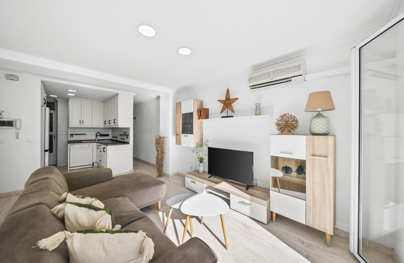Resale - Apartment - Torrevieja - Puerto