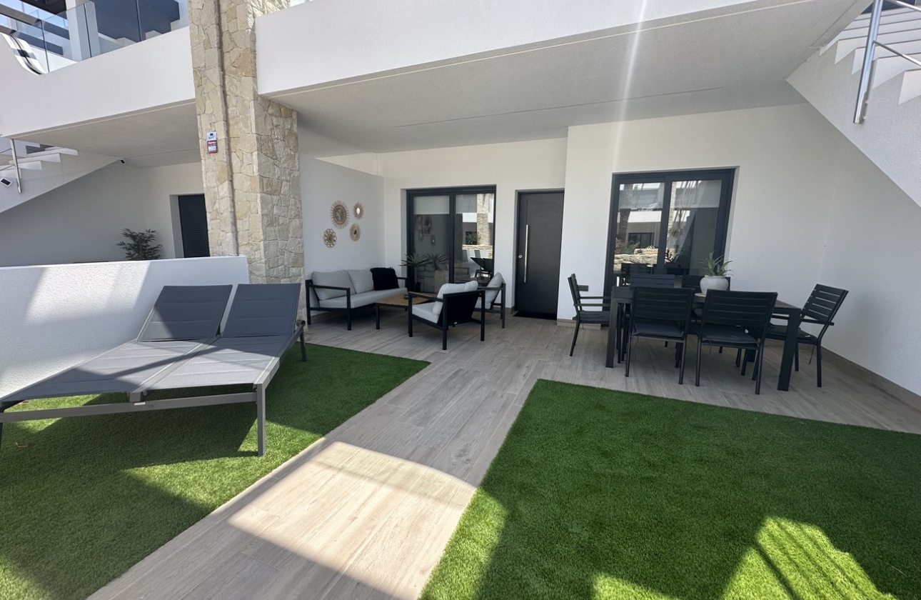 Resale - Apartment - Torrevieja - Punta Prima