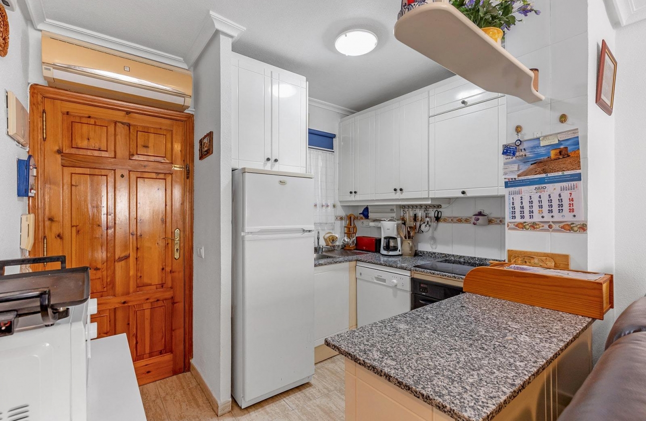 Resale - Apartment - Torrevieja - San Luis