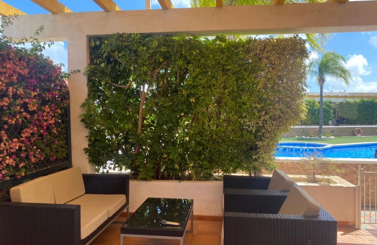 Resale - Bungalow - Orihuela Costa - Mil Palmeras