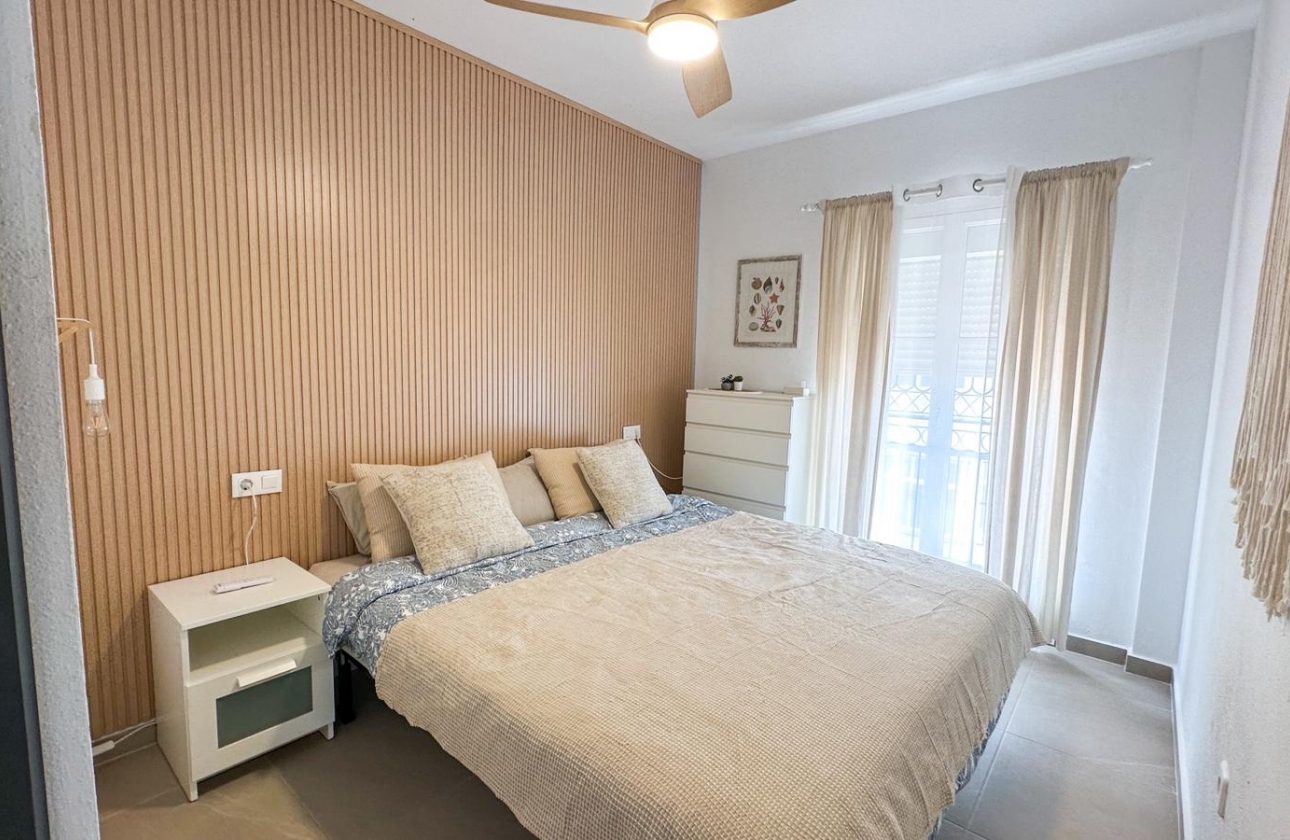Resale - Bungalow - Orihuela Costa - Playa Flamenca
