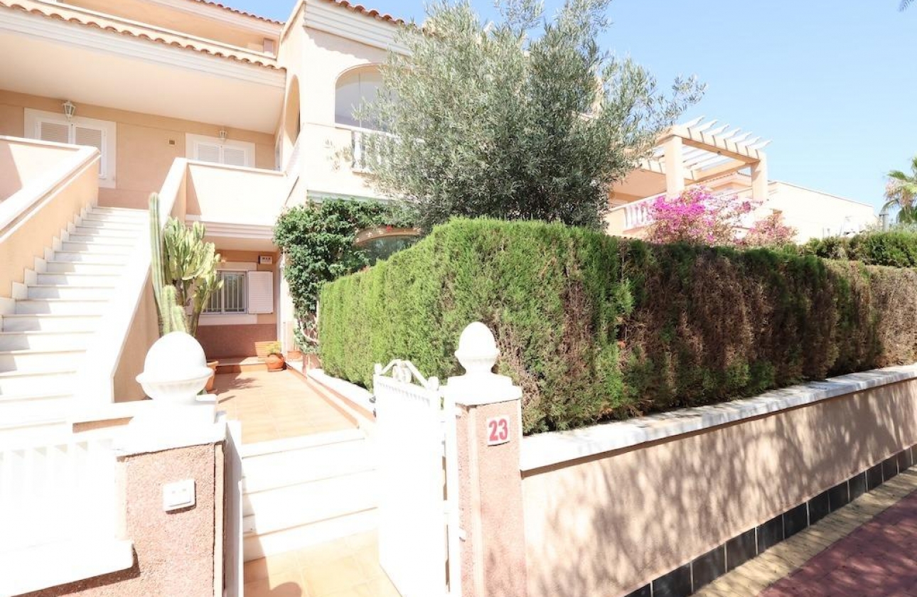 Resale - Bungalow - Orihuela Costa - Punta Prima