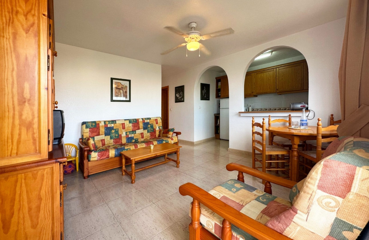 Resale - Bungalow - San Miguel de Salinas - Las Filipinas