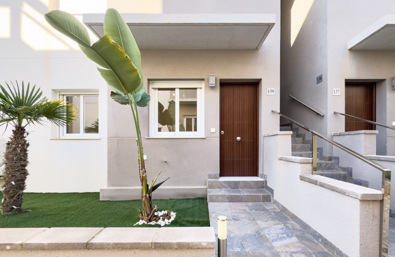 Resale - Bungalow - Torrevieja - Aguas Nuevas