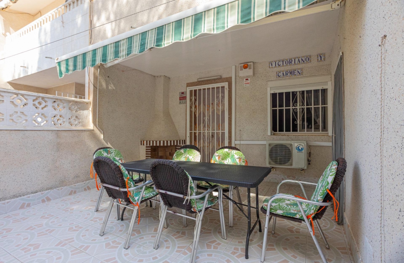Resale - Bungalow - Torrevieja - Playa De Los Naufragos