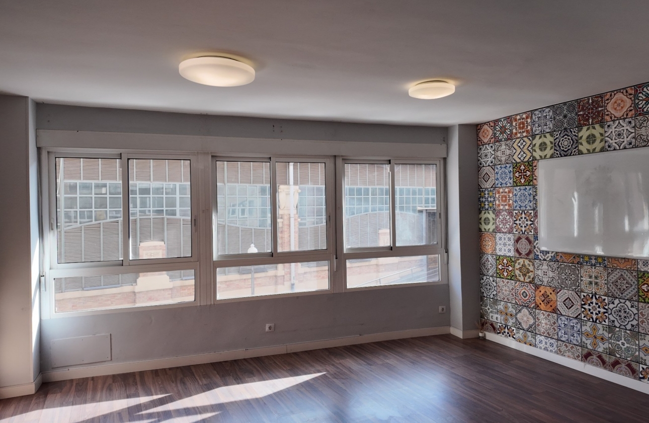 Resale - Commercial Unit - Alicante - Center