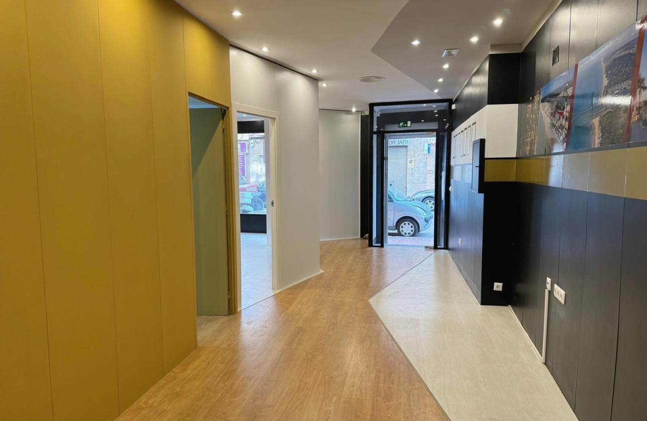 Resale - Commercial Unit - Guardamar del Segura - Guardamar del Seguras*