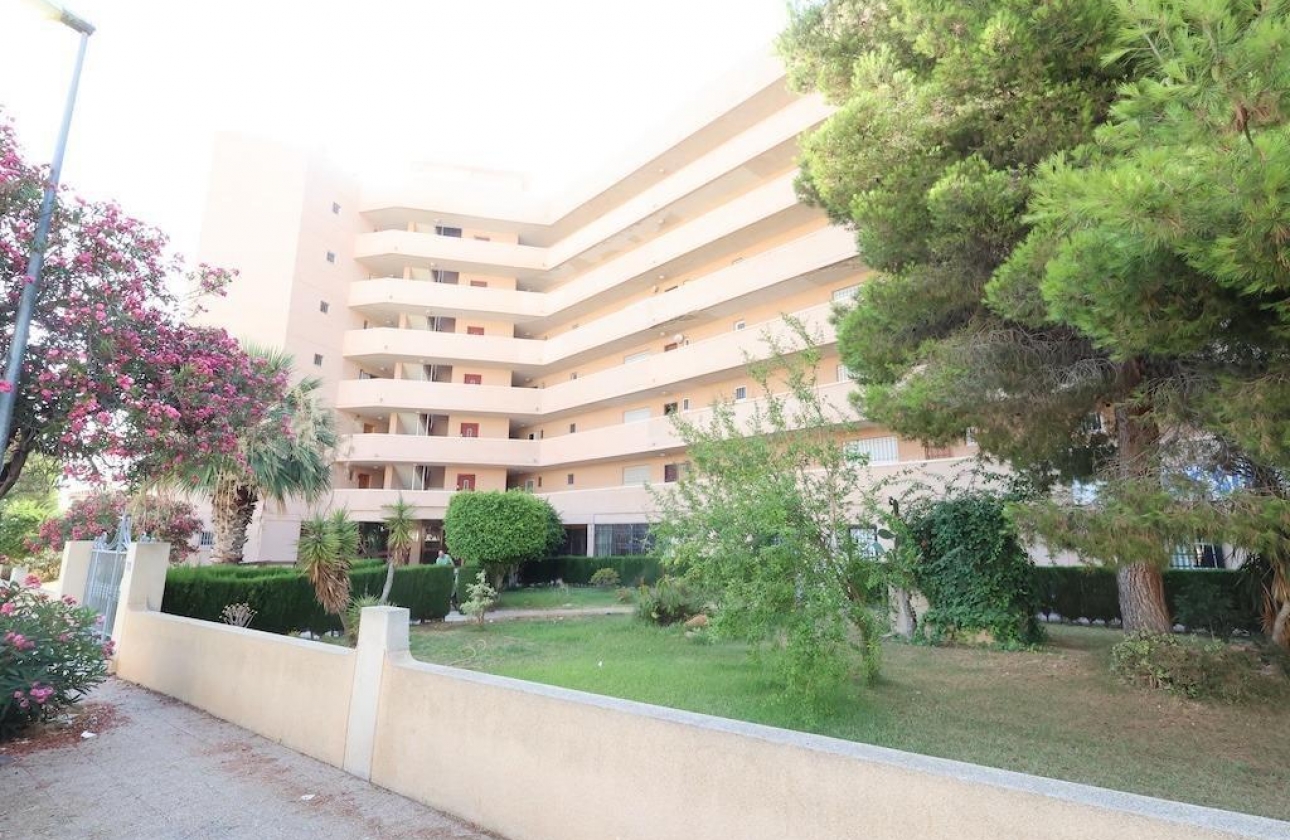 Resale - Commercial Unit - Orihuela Costa - La Zenia