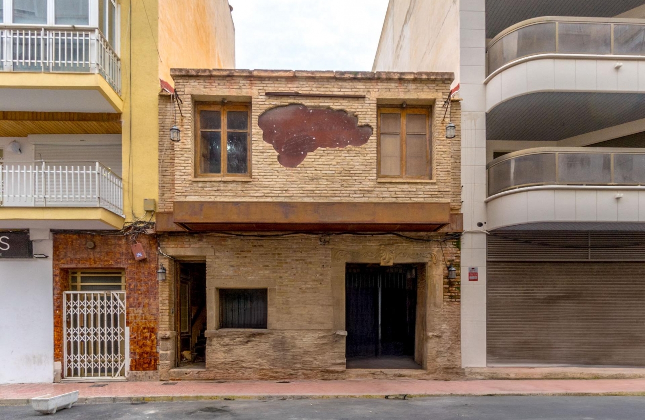 Resale - Commercial Unit - Torrevieja - Playa del Cura