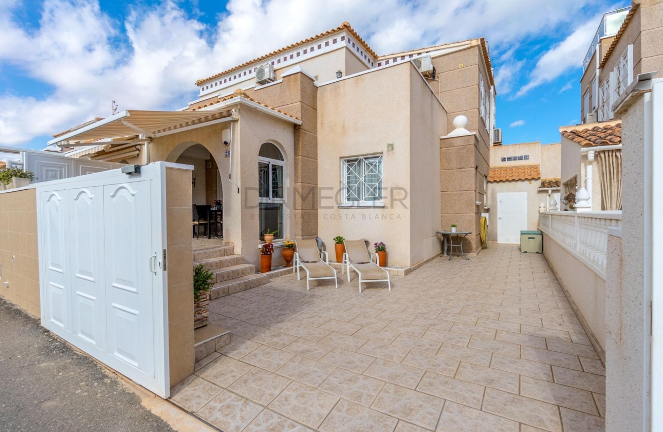 Resale - Duplex - Torrevieja - Aguas Nuevas