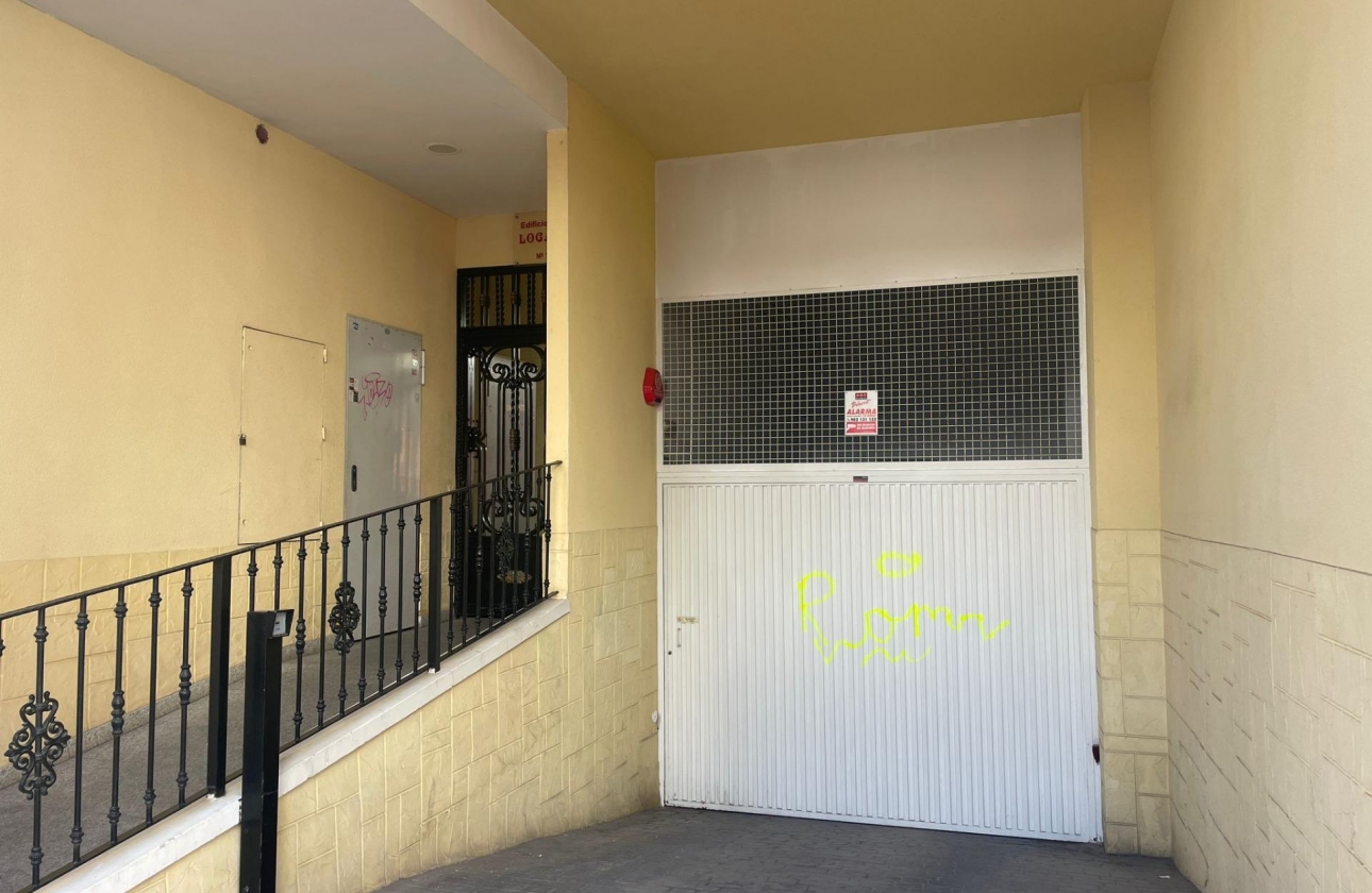 Resale - Garage - Torrevieja - Playa del Cura