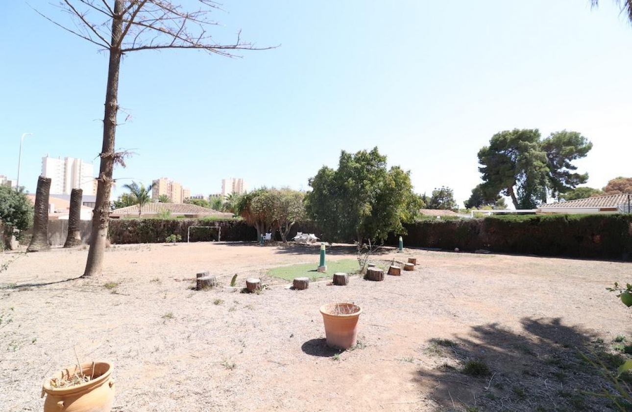 Resale - Plot / Land - Orihuela Costa - Altos de Campoamor