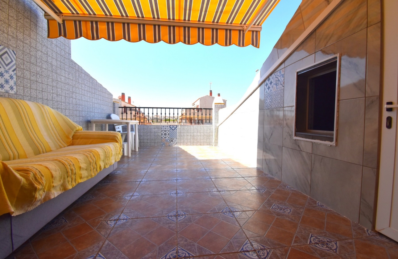 Resale - Semi-detached - Orihuela Costa - La Zenia