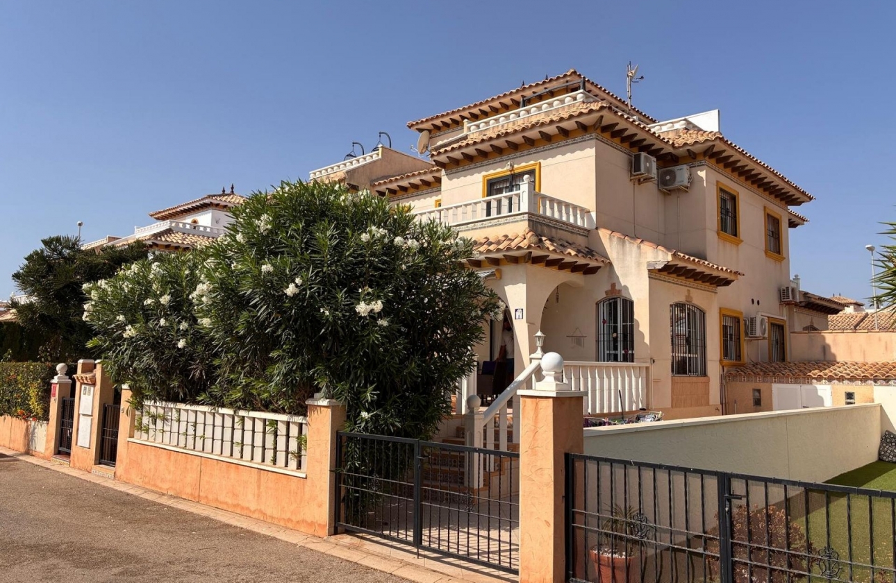 Resale - Semi-detached - Orihuela Costa - Lomas de Cabo Roig