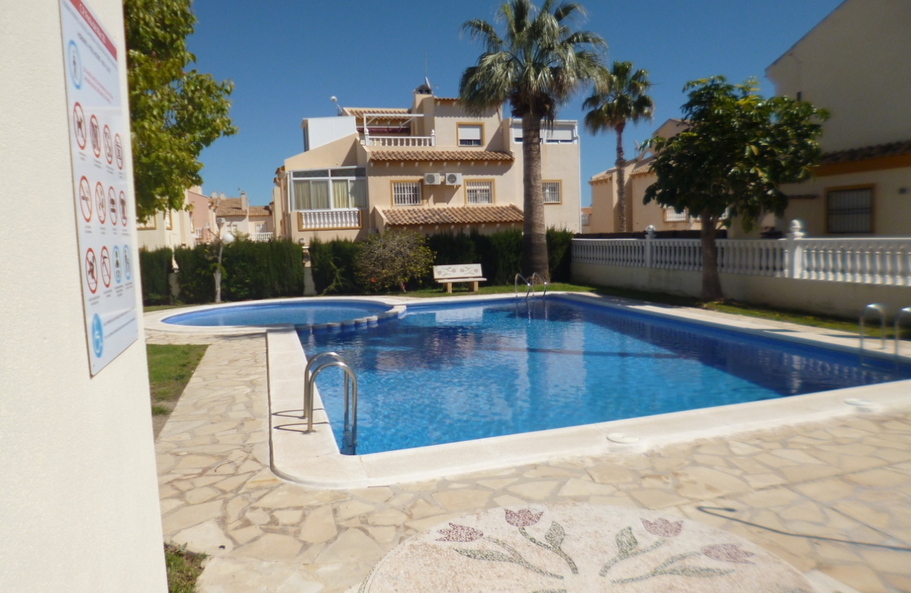 Resale - Semi-detached - Orihuela Costa - Playa Flamenca