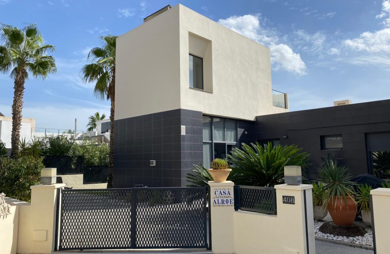 Resale - Semi-detached - Orihuela Costa - Villamartín