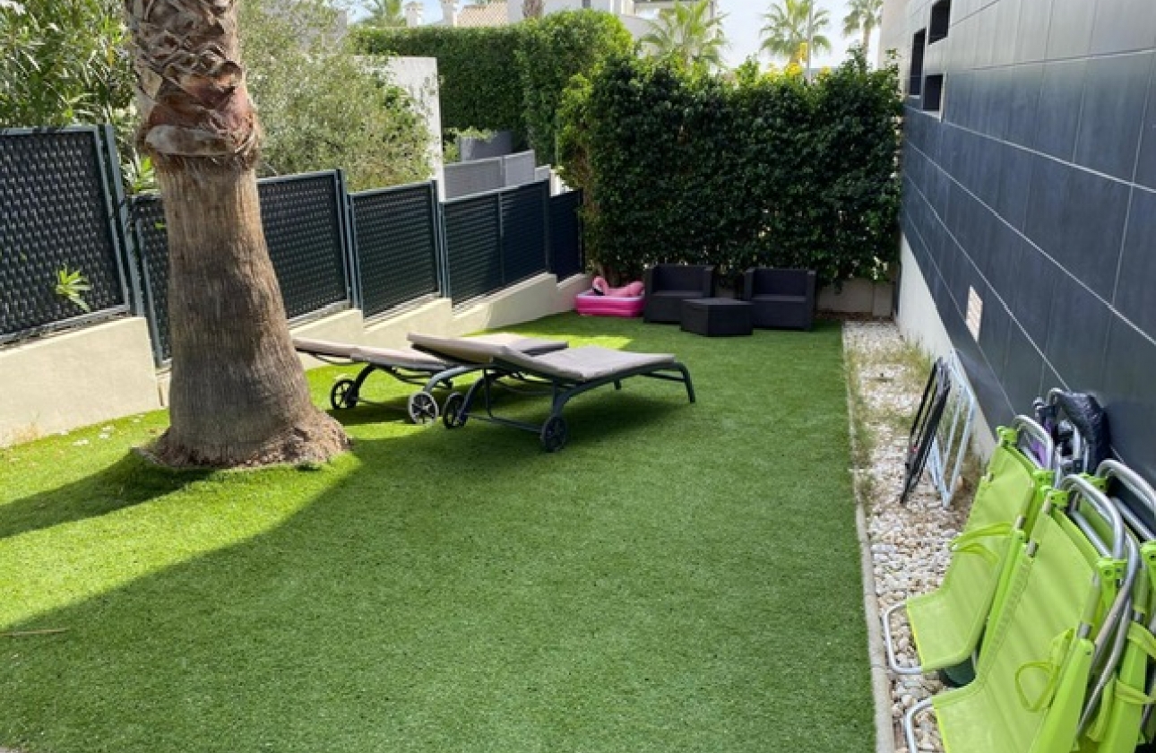 Resale - Semi-detached - Orihuela Costa - Villamartín