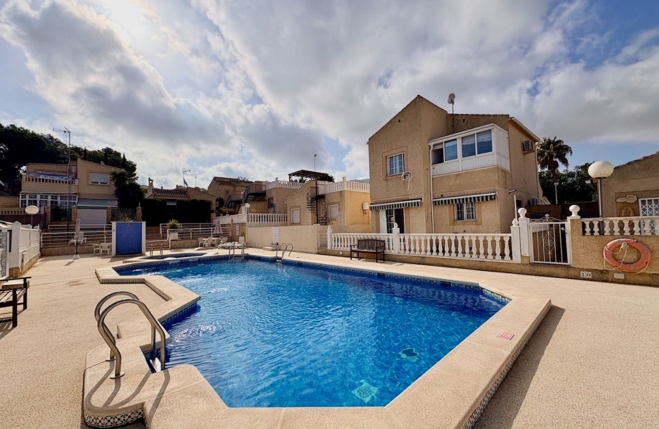 Resale - Single Family Home - Orihuela - Los Balcones