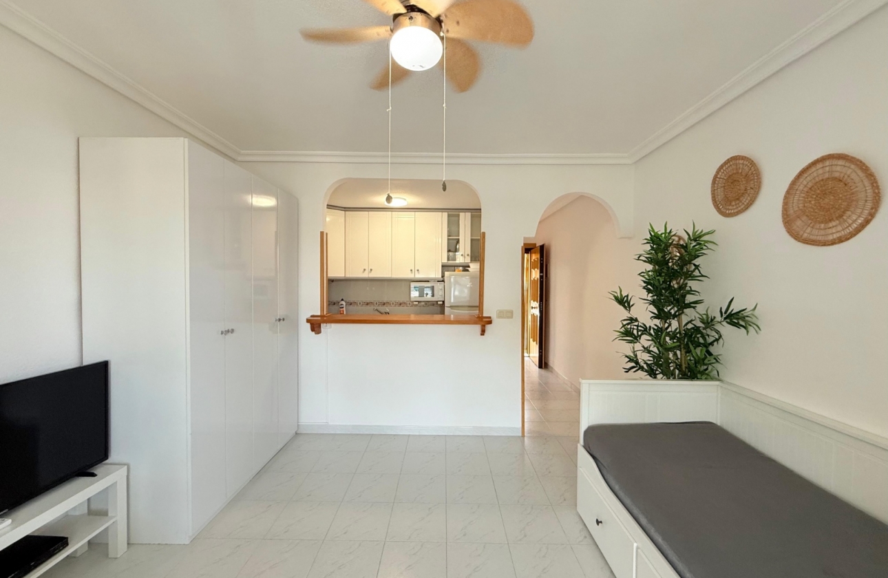 Resale - Studio - Torrevieja - La Mata
