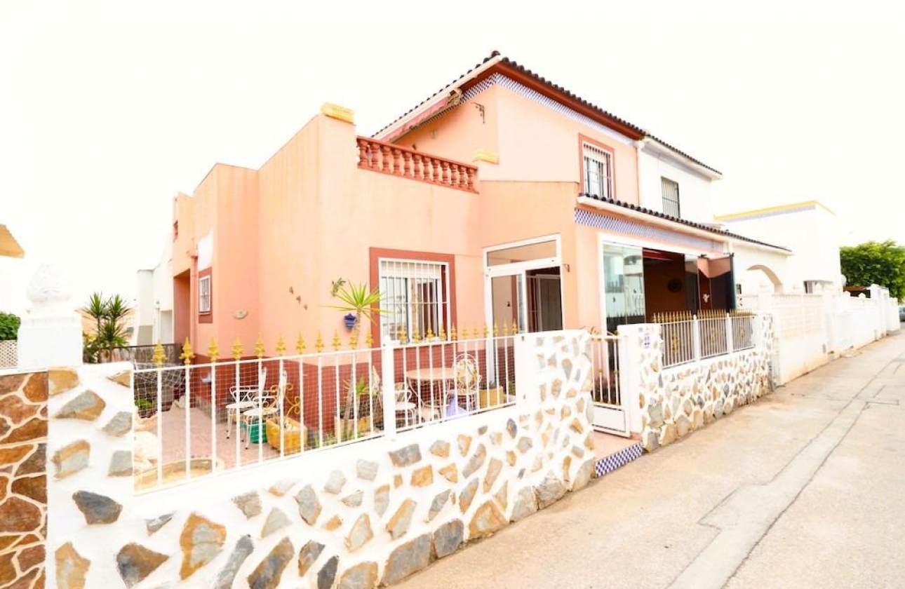 Resale - Terraced house - Torrevieja - Los Balcones - Los Altos del Edén