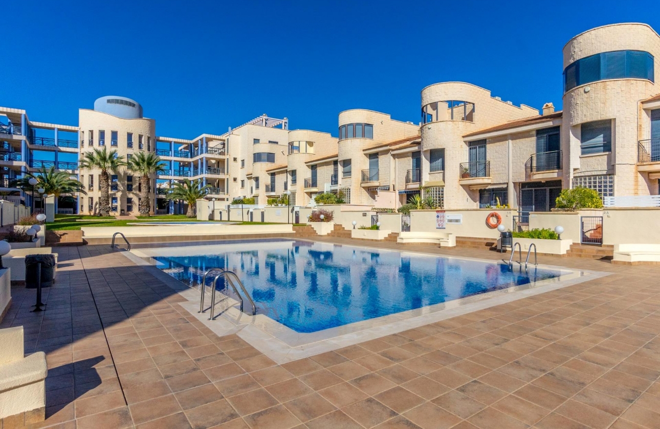 Resale - Townhouse - Orihuela Costa - Campoamor