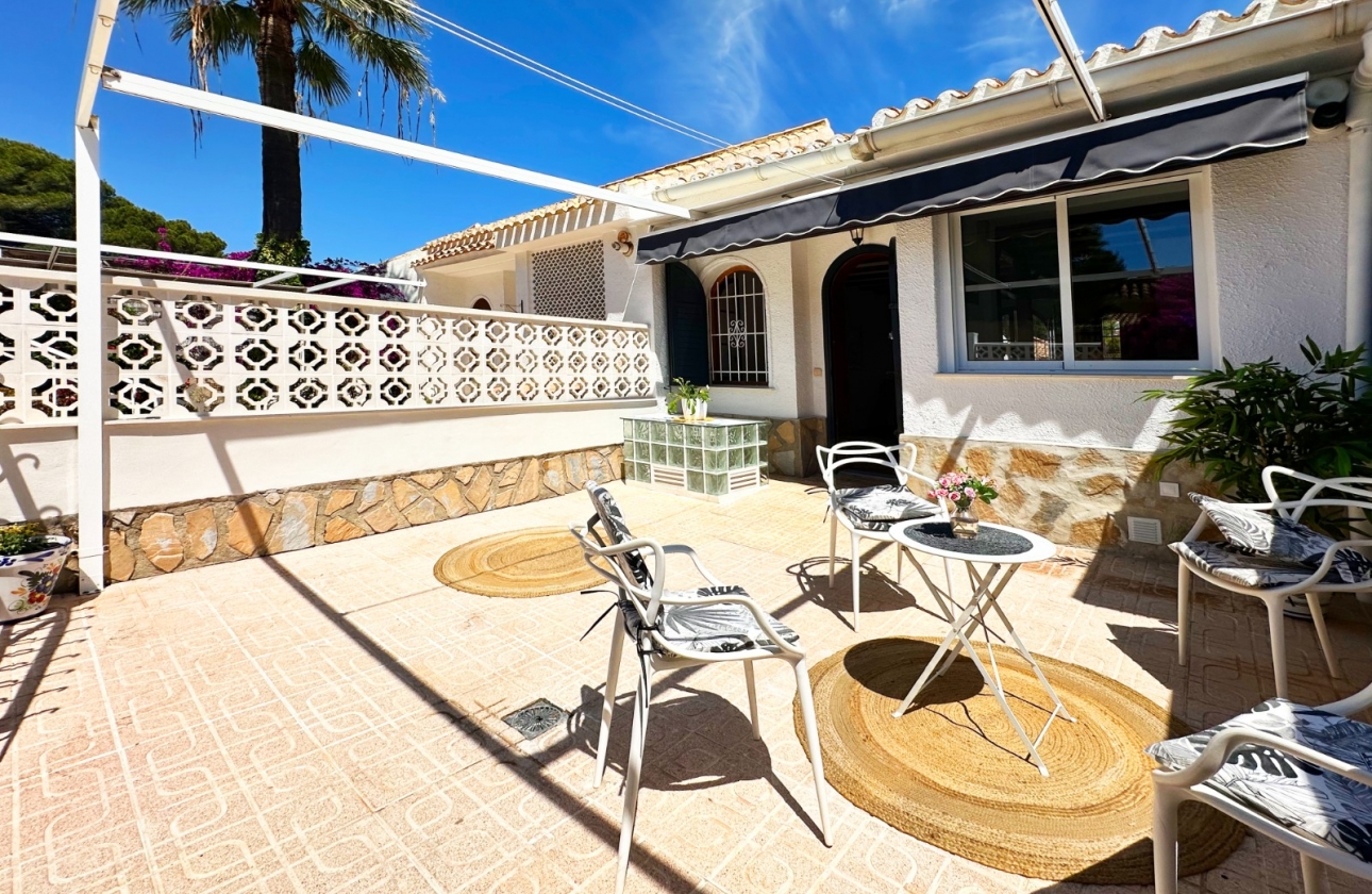 Resale - Townhouse - Orihuela Costa - La Zenia