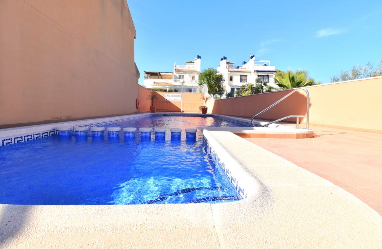 Resale - Townhouse - Orihuela Costa - Villamartín