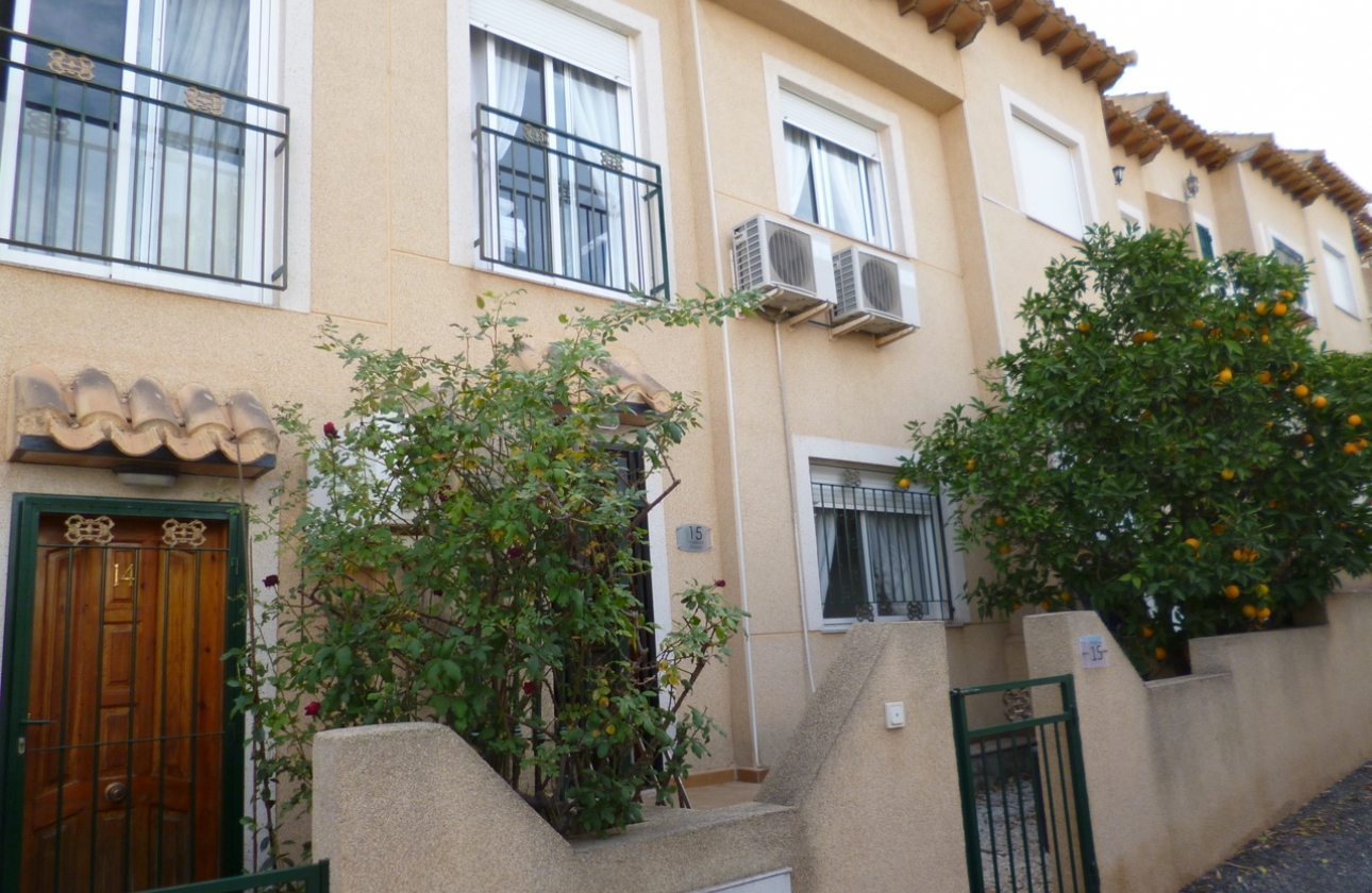 Resale - Townhouse - Orihuela Costa - Villamartín