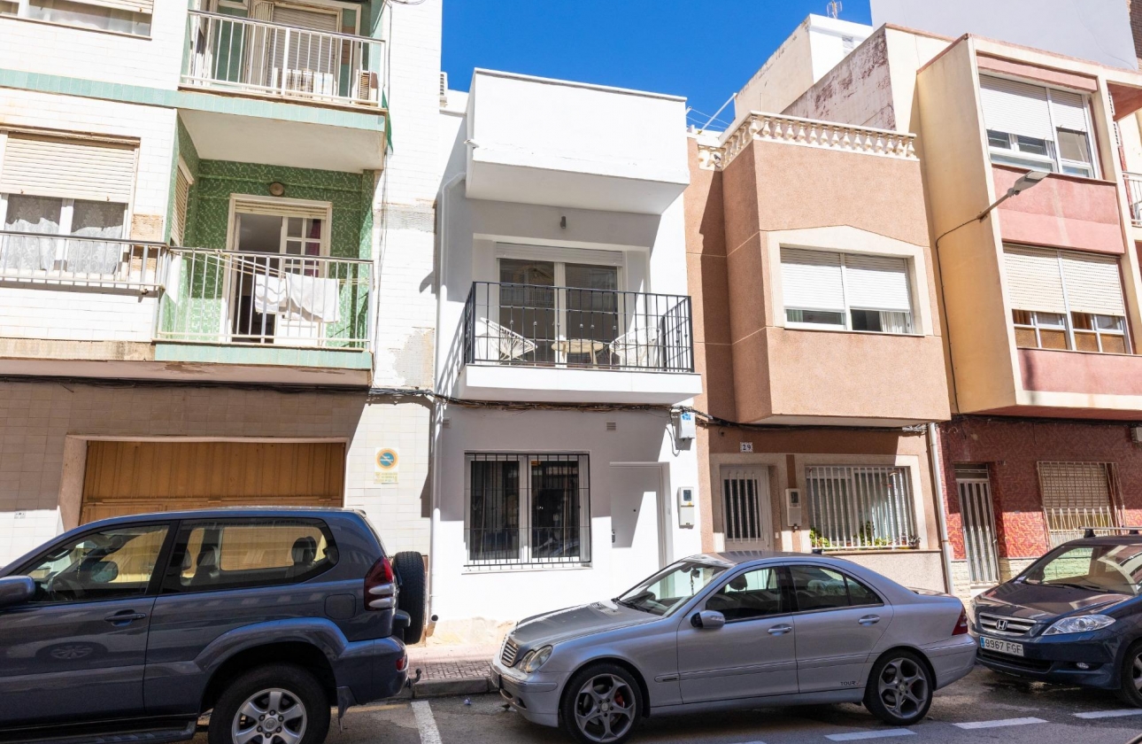 Resale - Townhouse - Torrevieja - Centro - Muelle Pesquero