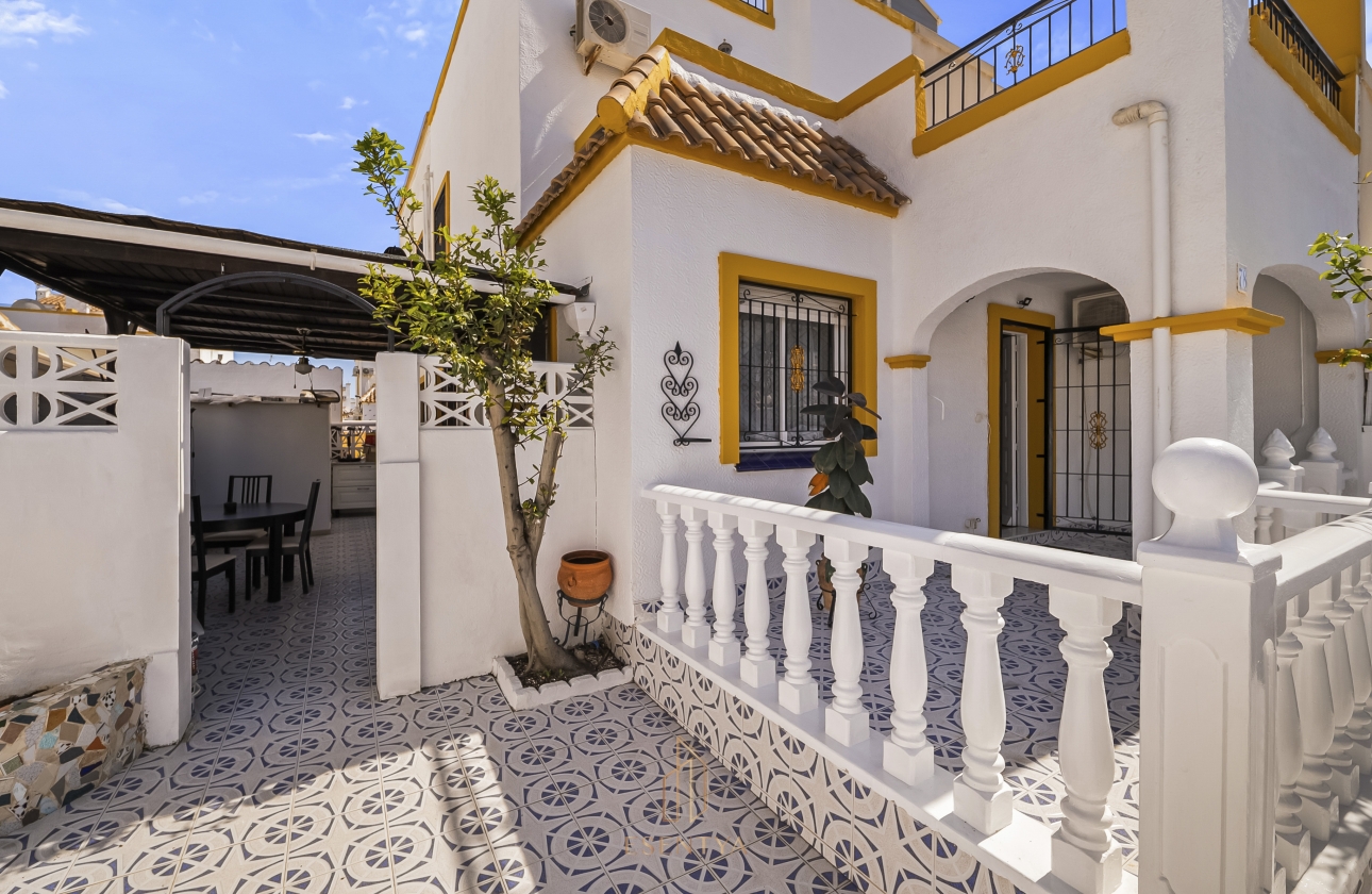 Resale - Townhouse - Torrevieja - Jardín del Mar